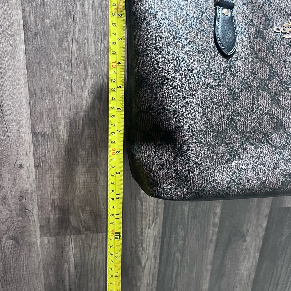 Coach Brown and Black Signature Tote Purse Bag Zip up - Picture 13 of 15